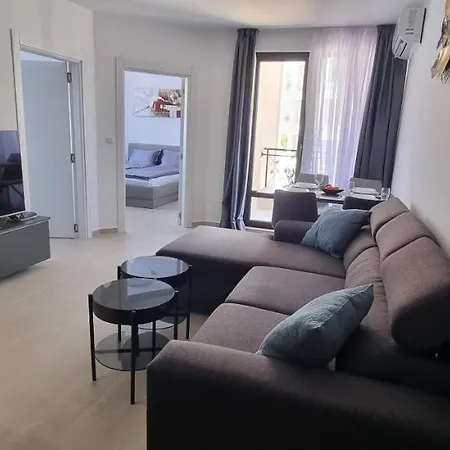 Apartment Balcony Bliss: The Black Sea Pearl Sveti Vlas