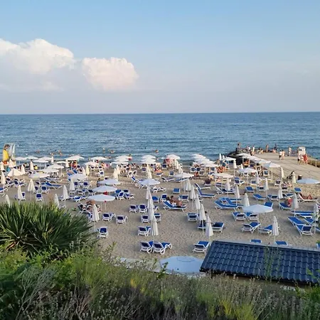 Balcony Bliss: The Black Sea Pearl Apartment *